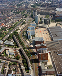 85495 Luchtfoto van de kantoorgebouwen aan de Graadt van Roggenweg te Utrecht, uit het zuidwesten; rechts een gedeelte ...